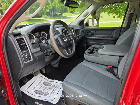 Used 2016 RAM 2500 Tradesman w/ Chrome Appearance Group AWD/4WD image 11
