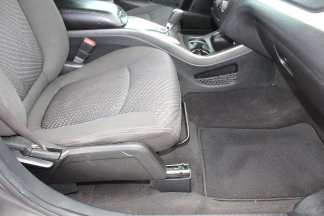 Used 2019 Dodge Journey SE w/ Premium Group FWD image 14