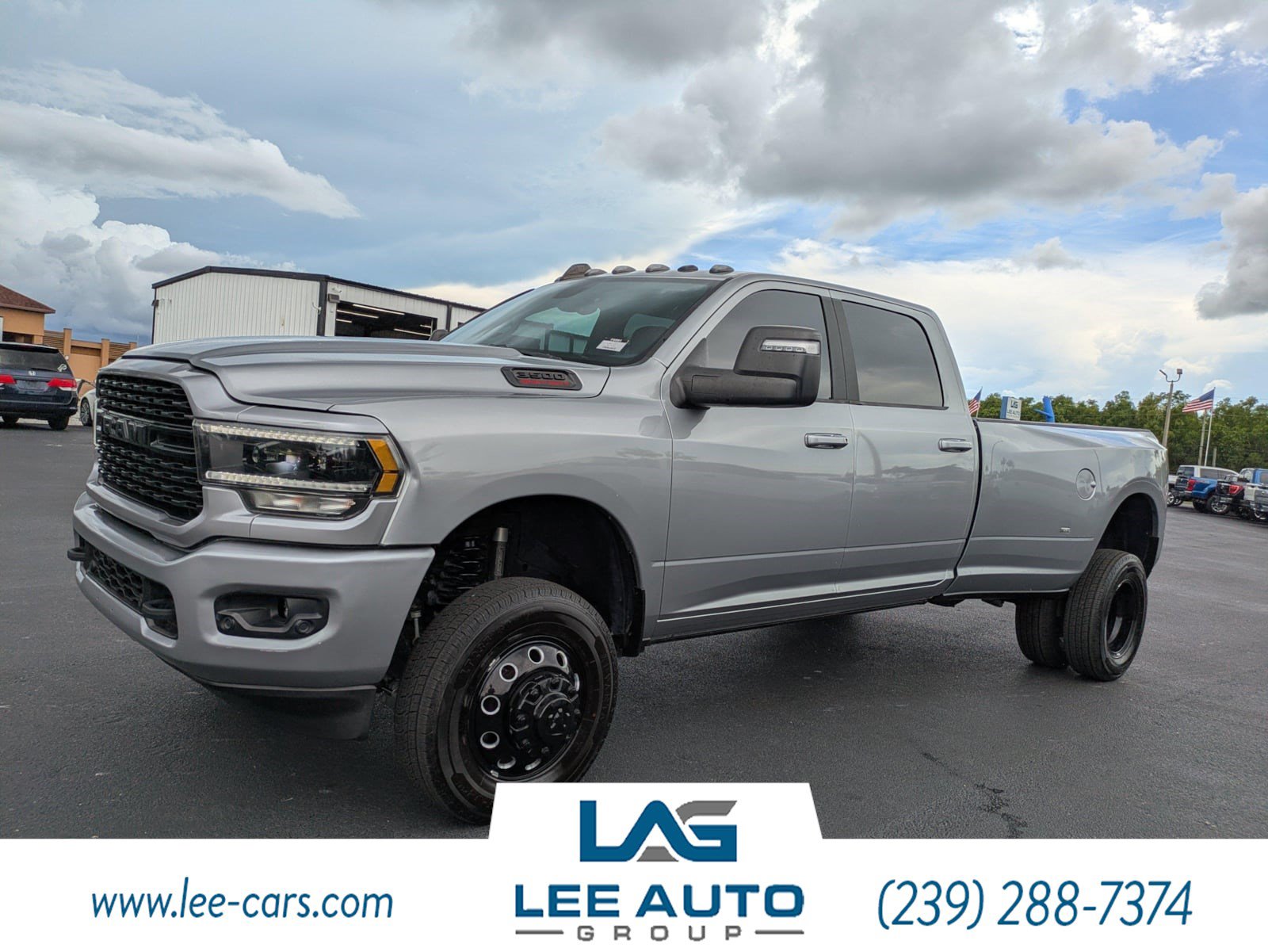 Used 2024 RAM 3500 Big Horn w/ Night Edition AWD/4WD image 7