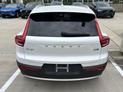 Used 2024 Volvo XC40 B5 Plus w/ Protection Package Premier AWD/4WD image 6