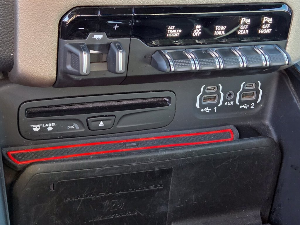 Used 2019 RAM 2500 Laramie AWD/4WD image 31