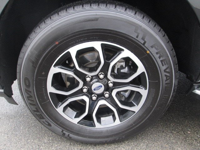 Used 2023 Ford Expedition Max XLT AWD/4WD image 18