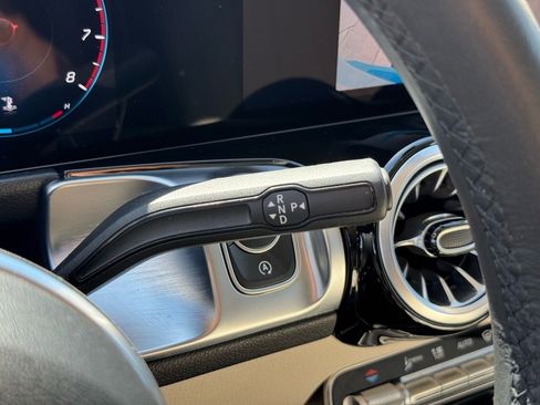 Certified 2023 Mercedes-Benz GLB 250 image 33