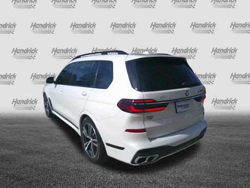 Certified 2025 BMW X7 M60i w/ Climate Comfort Package image 9