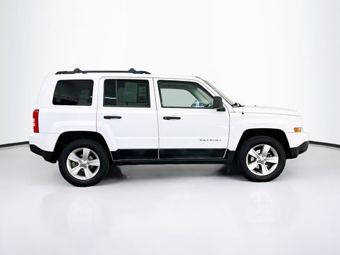 Used 2011 Jeep Patriot Sport w/ Tire & Wheel Group image 10
