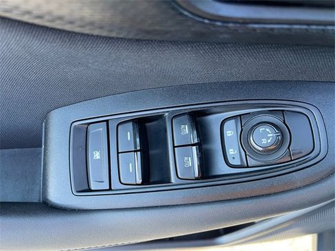 Used 2020 Subaru Outback 2.5i Premium image 27