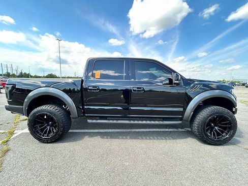 Used 2017 Ford F150 Raptor w/ Equipment Group 802A Luxury AWD/4WD image 6
