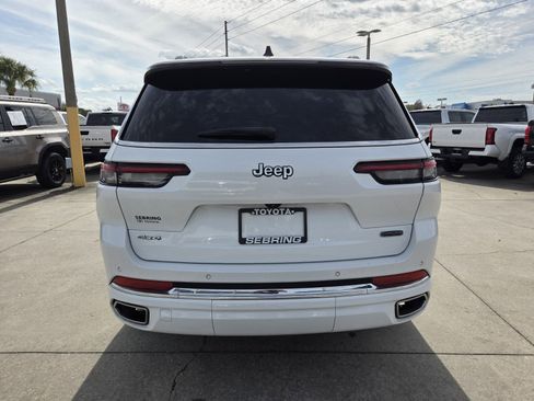 Used 2024 Jeep Grand Cherokee L Overland w/ Trailer Tow Package image 9