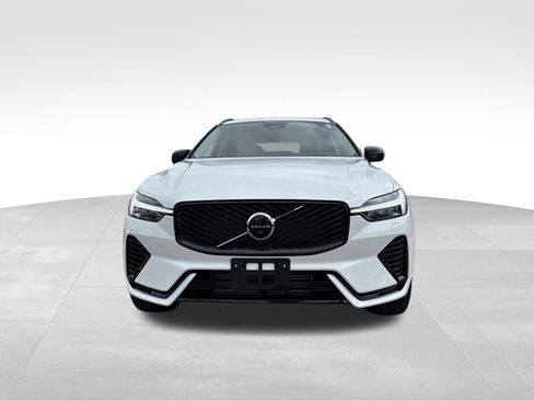 New 2026 Volvo XC60 T8 Ultra w/ Protection Package Premier AWD/4WD image 8