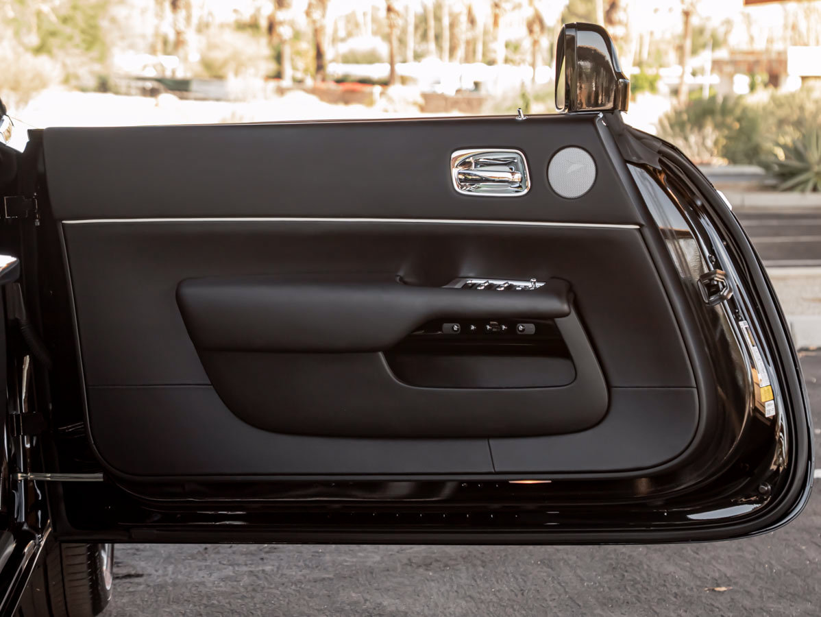Certified 2018 Rolls-Royce Dawn RWD image 10
