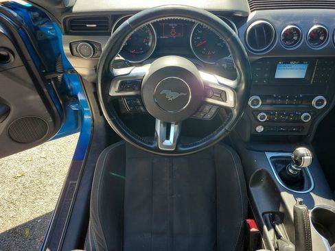 Used 2019 Ford Mustang GT w/ GT Performance Package image 18