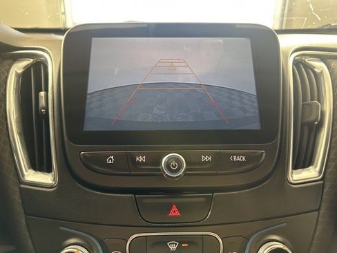 Used 2016 Chevrolet Malibu LT image 26