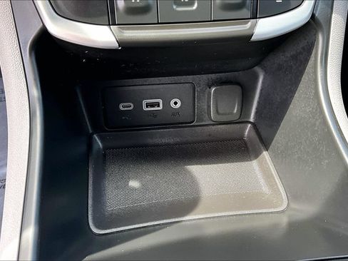 Used 2023 GMC Terrain SLE w/ Driver Convenience Package AWD/4WD image 31