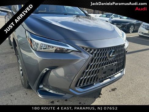 Used 2023 Lexus NX 350 AWD image 7