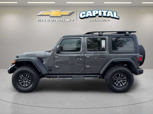 Used 2024 Jeep Wrangler Unlimited Sport AWD/4WD image 2