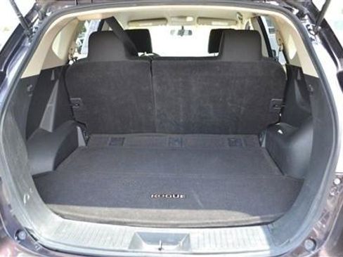 Used 2013 Nissan Rogue SV AWD/4WD image 17