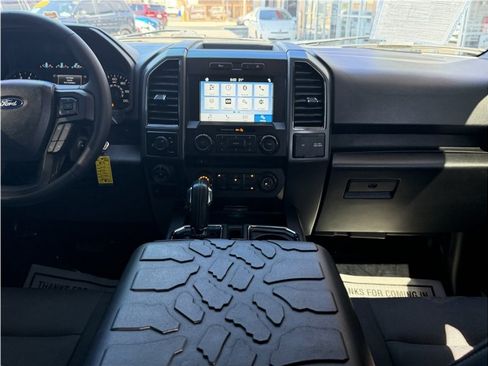 Used 2018 Ford F150 XLT w/ Equipment Group 301A Mid RWD image 25