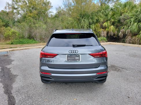 Certified 2025 Audi Q3 2.0T Premium Plus w/ Premium Plus Package image 5