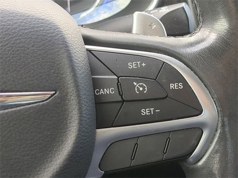 Used 2016 Chrysler 200 C image 28