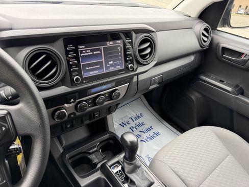 Used 2023 Toyota Tacoma SR AWD/4WD image 18