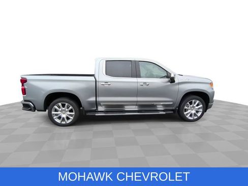 Used 2023 Chevrolet Silverado 1500 High Country w/ High Country Premium Package image 10