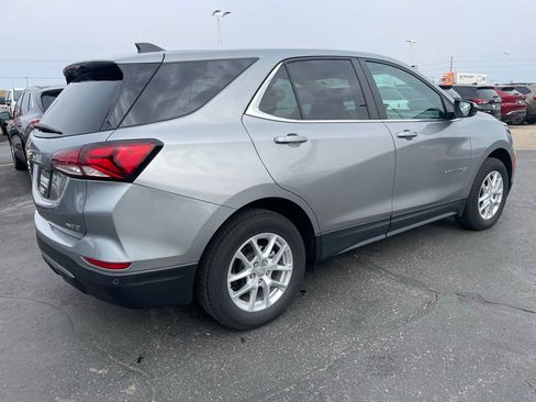 Used 2024 Chevrolet Equinox LT AWD/4WD image 4