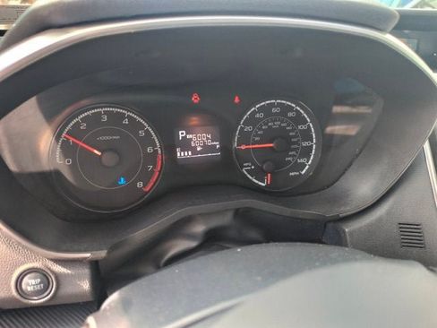 Used 2018 Subaru Crosstrek 2.0i Premium w/ Moonroof Package AWD/4WD image 7