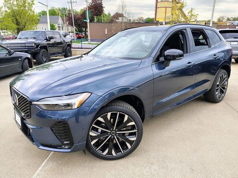 New 2026 Volvo XC60 B5 Ultra w/ Climate Package PRO AWD/4WD image 2