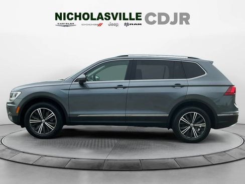 Used 2019 Volkswagen Tiguan SEL AWD/4WD image 2