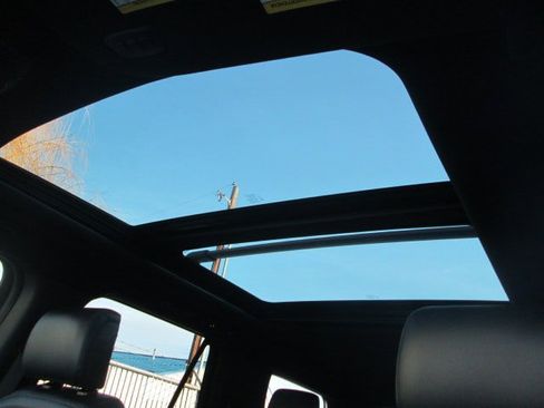 Used 2018 Ford Expedition Limited w/ Equipment Group 302A image 29