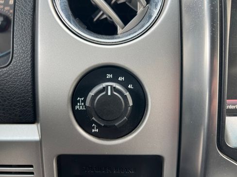 Used 2014 Ford F150 FX4 w/ Equipment Group 402A Luxury image 25