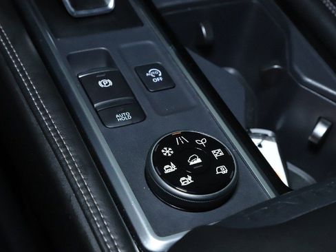 Certified 2024 Nissan Pathfinder Platinum w/ Cargo Package image 31