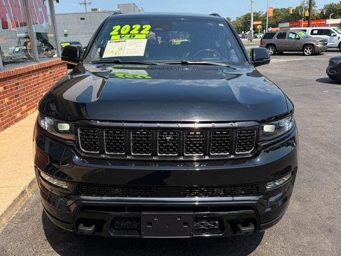 Used 2022 Jeep Grand Wagoneer Series II AWD/4WD image 6