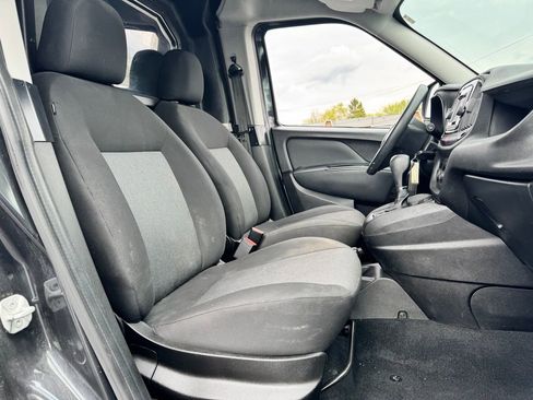 Used 2022 RAM ProMaster City Tradesman FWD image 10