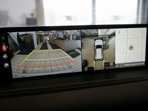 Used 2021 Genesis GV80 2.5T w/ Prestige Package 04 image 41