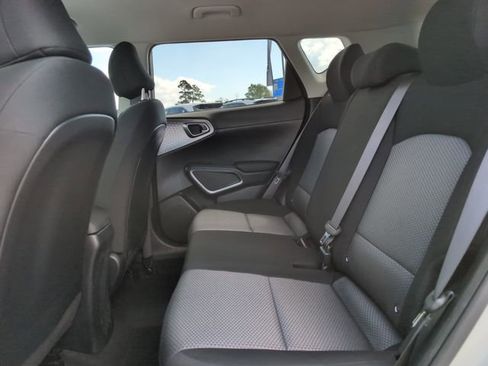 Used 2024 Kia Soul LX w/ Option Group 015 image 29