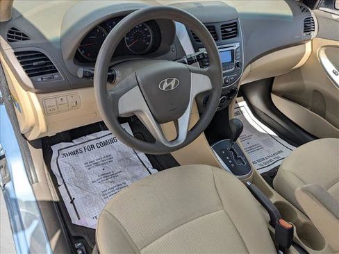 Used 2014 Hyundai Accent GLS image 10