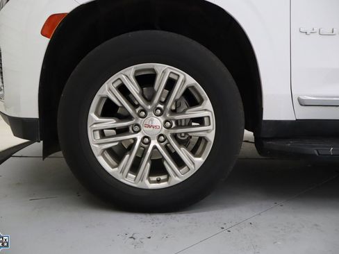 Used 2021 GMC Yukon SLT w/ SLT Premium Package image 10