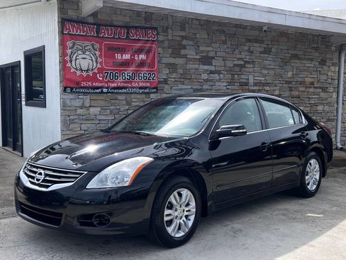 Used 2010 Nissan Altima 2.5 SL w/ SL Pkg FWD image 2
