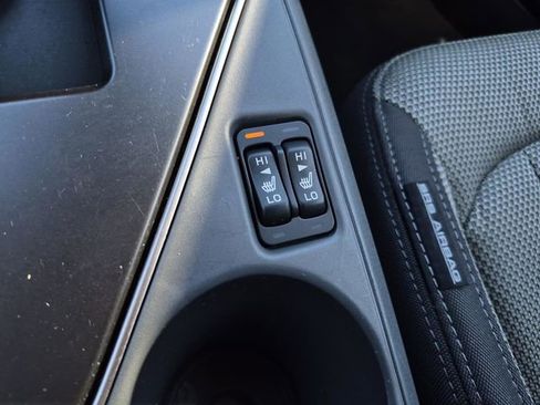 Certified 2024 Subaru Crosstrek 2.0i Premium image 38