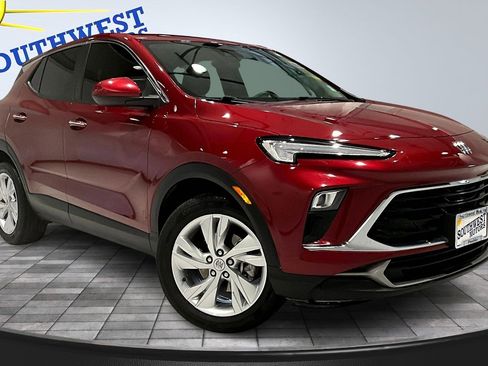 Used 2024 Buick Encore GX Preferred image 3