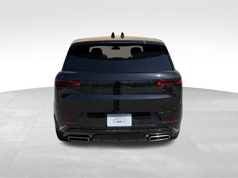 New 2026 Land Rover Range Rover Sport Dynamic SE AWD/4WD image 7