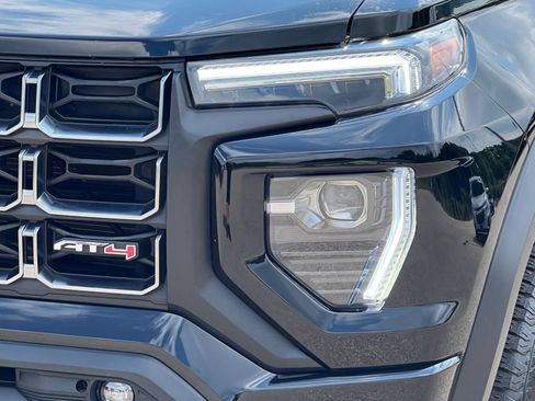 Certified 2024 GMC Canyon AT4 w/ AT4 Premium Package AWD/4WD image 45
