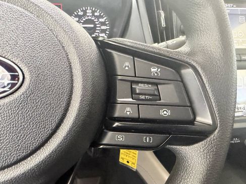 Used 2025 Subaru Forester AWD/4WD image 21