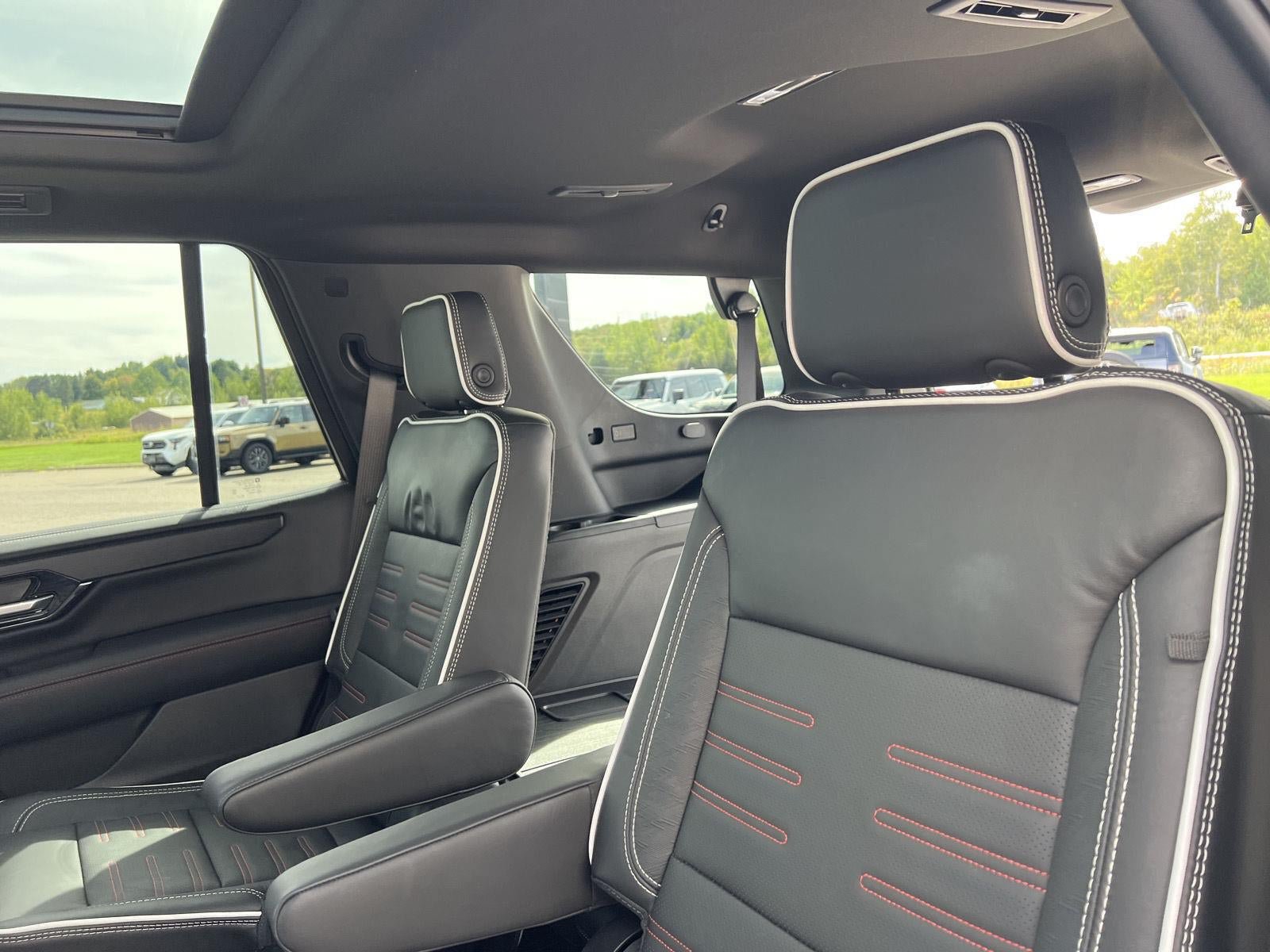 Used 2026 GMC Yukon AT4 Ultimate w/ LPO, Floor Liner Package AWD/4WD image 14