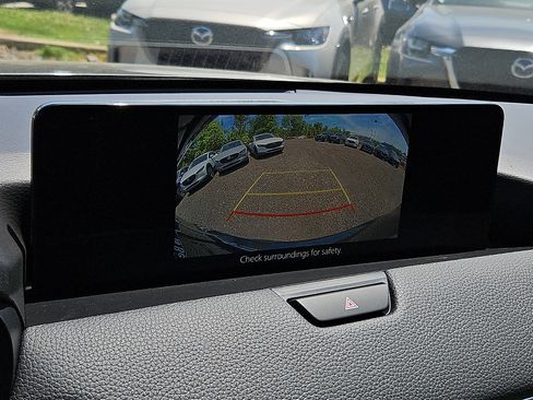 New 2026 MAZDA CX-90 3.3 Turbo w/ Preferred Package AWD/4WD image 16