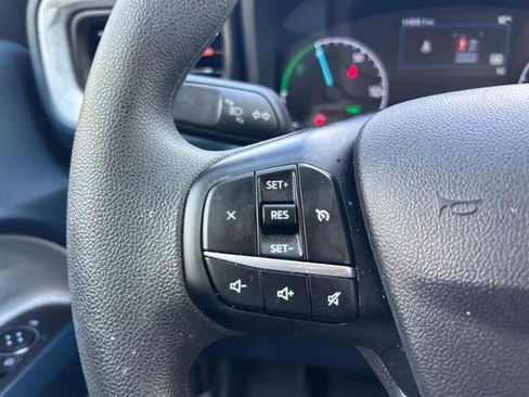 Certified 2024 Ford Maverick XLT image 12