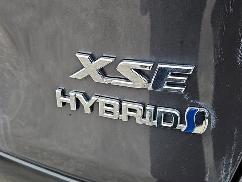 Used 2024 Toyota RAV4 XSE image 12
