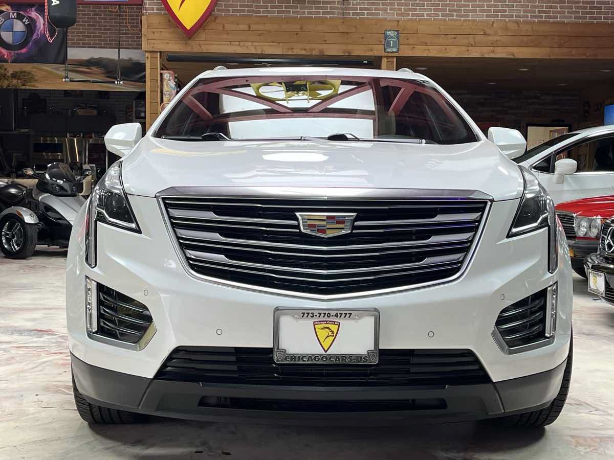 Used 2018 Cadillac XT5 Premium Luxury w/ LPO, Wheel Lock Package AWD/4WD image 3