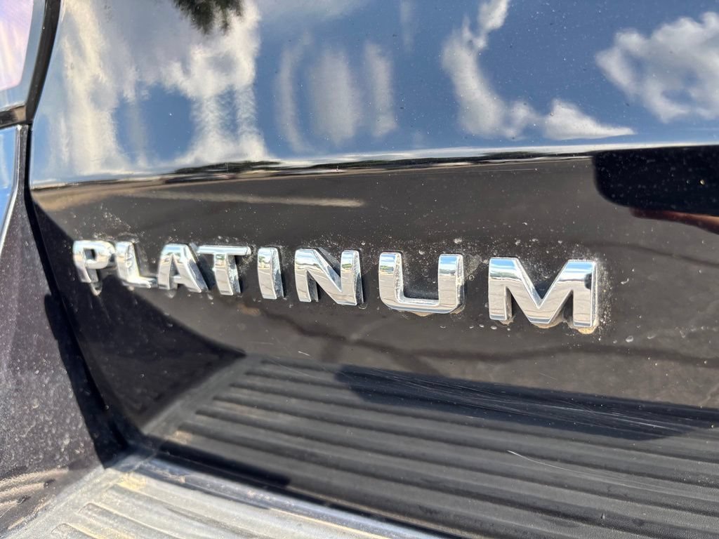 Used 2019 Ford Expedition Platinum RWD image 12
